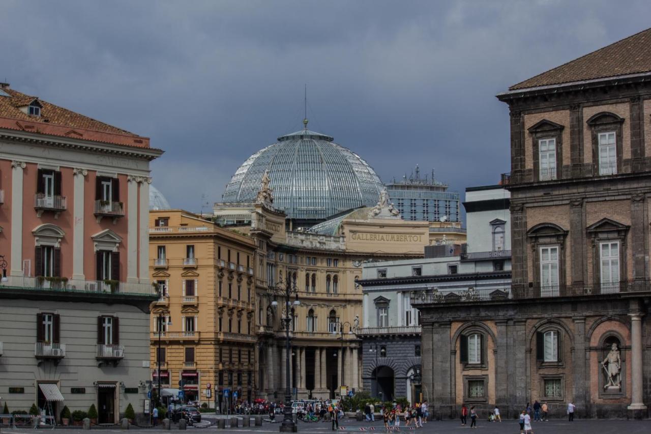 Art Suite Nel Cuore Di Napoli المظهر الخارجي الصورة